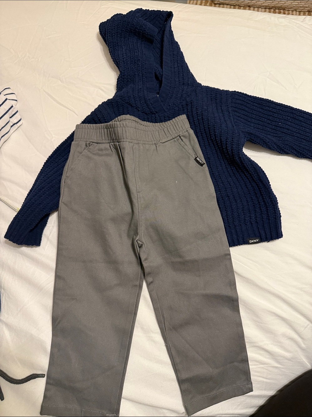 DKNY Kids Gray Pull-On Casual Pants